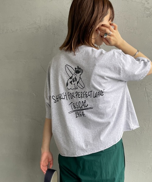 The Endless Summer（エンドレスサマー）の「[THE ENDLESS SUMMER/エンドレスサマー] 別注 手書き風ロゴ BUHIバックプリント カットオフTシャツ（Tシャツ/カットソー・レディース・ネイビー/ホワイト/ブラック/グレー・F）」の22枚目の写真
