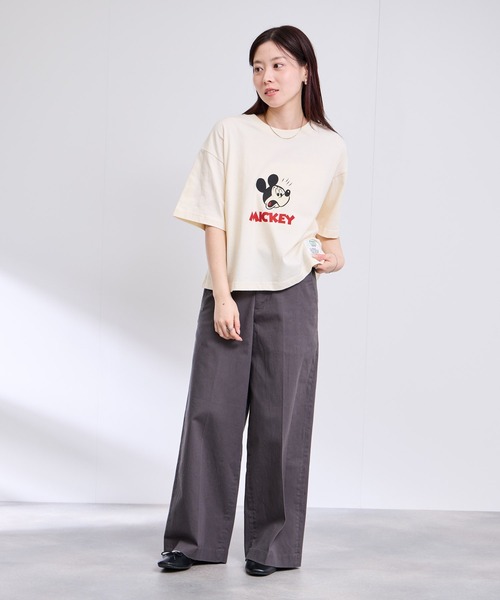 DISCUS(ディスカス)の「【DISCUS×MICKEY MOUSE】ショート丈Tシャツ(Tシャツ/カットソー・レディース・ホワイト/スミクロ・M)」の9枚目の写真