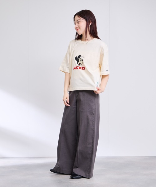 DISCUS(ディスカス)の「【DISCUS×MICKEY MOUSE】ショート丈Tシャツ(Tシャツ/カットソー・レディース・ホワイト/スミクロ・M)」の10枚目の写真