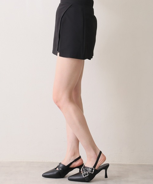 DEMETER(デメテル)の「ポインテッドトゥ クロスベルト バックストラップ パンプス(パンプス・レディース・ブラック/ホワイト・LL/L/M/S)」の17枚目の写真