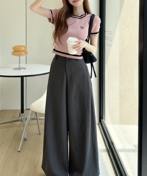 Ada.(エイダ)の「バイカラー ワンポイント刺繍 半袖 ニット トップス(ニット/セーター・レディース・ブラック/ベージュ/ホワイト/ピンク・FREE)」の9枚目の写真