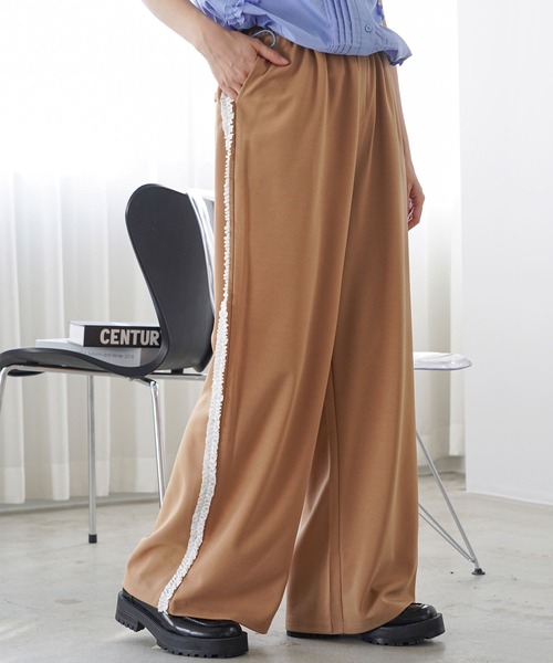 mili an deni（ミリアンデニ）の「サイドフリルイージーパンツ（その他パンツ・レディース・グレー/ブラック/ベージュ・M）」の3枚目の写真