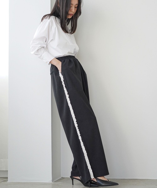 mili an deni（ミリアンデニ）の「サイドフリルイージーパンツ（その他パンツ・レディース・グレー/ブラック/ベージュ・M）」の6枚目の写真