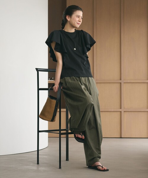 BEAUTY&YOUTH UNITED ARROWS(ビューティーアンドユースユナイテッドアローズ)の「【WEB限定】ラッフル フリルスリーブプルオーバー 遮熱 吸水速乾(Tシャツ/カットソー・レディース・ライトブルー/ブラック/オレンジ/オフホワイト・FREE)」の9枚目の写真