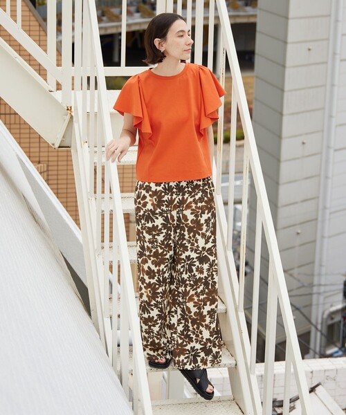 BEAUTY&YOUTH UNITED ARROWS(ビューティーアンドユースユナイテッドアローズ)の「【WEB限定】ラッフル フリルスリーブプルオーバー 遮熱 吸水速乾(Tシャツ/カットソー・レディース・ライトブルー/ブラック/オレンジ/オフホワイト・FREE)」の12枚目の写真