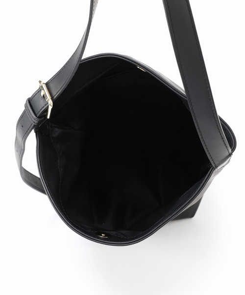 SLOBE IENA(スローブイエナ)の「《追加》ANTONELLO MASI SLOBE別注 バケツバッグ LUANA(ショルダーバッグ・レディース・ブラック・FREE)」の6枚目の写真