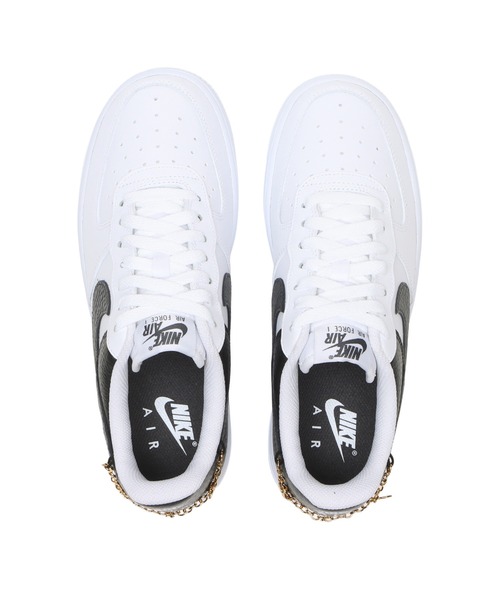 NIKE(ナイキ)の「W AIR FORCE 1 '07 IR0872-001(スニーカー・レディース・ブラック・29.0cm/28.0cm/27.5cm/27.0cm/26.5cm/26.0cm/25.5cm/25.0cm/24.5cm/24.0cm/23.5cm/23.0cm/22.5cm/22.0cm/28.5cm)」の4枚目の写真