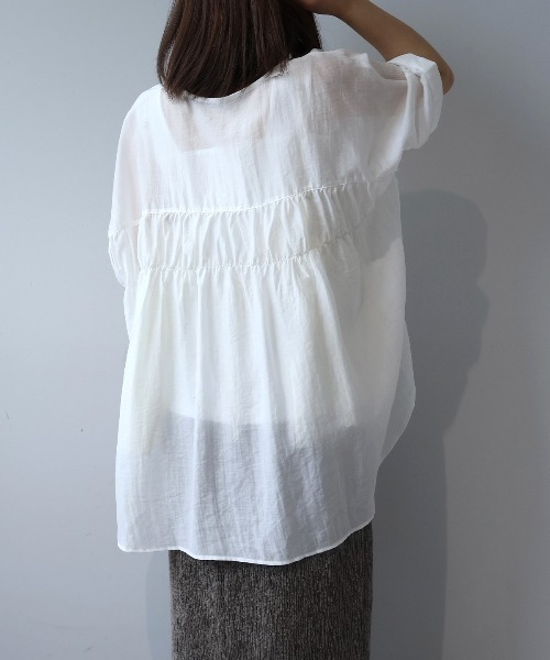 leswel(レスウェル)の「【M/L】バックシャーリングドルマンブラウス(シャツ/ブラウス・レディース・ブラック/サックスブルー/オフホワイト・M/L)」の11枚目の写真