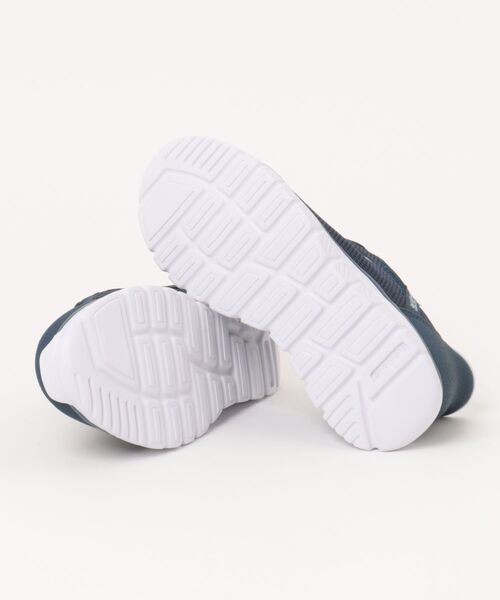 SKECHERS(スケッチャーズ)の「SKECHERS スケッチャーズ SWIFT FIT スウィフトフィット GRACEFUL 4.0-SUBLIME GRACE【軽量】レディーススニーカー(グレースフル4.0) 898055(スニーカー・レディース・ブルー系その他・26.0cm/25.0cm/24.5cm/24.0cm/23.5cm/23.0cm/22.5cm)」の3枚目の写真