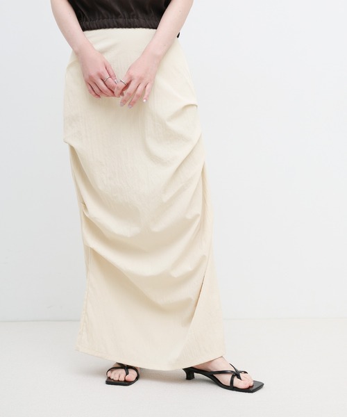 select MOCA(セレクトモカ)の「【サイズ展開あり】ドレープタイトスカート(スカート・レディース・アイボリー/スミクロ・LARGE/MEDIUM)」の12枚目の写真
