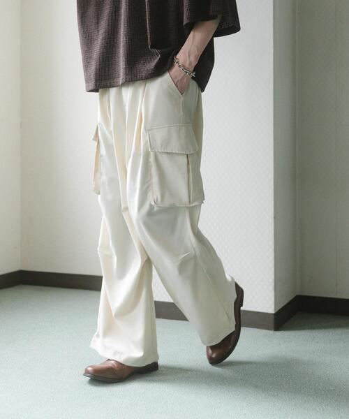 SENSE OF PLACE by URBAN RESEARCH（センスオブプレイスバイアーバンリサーチ）の「ワイドカーゴパンツ（その他パンツ・メンズ・チャコールグレー/オリーブ/アイボリー/ブラック・X-SMALL/MEDIUM/LARGE/SMALL）」の6枚目の写真
