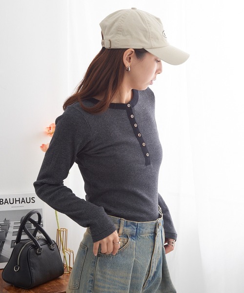 MILLER(ミラー)の「【Robert P. Miller】パネルリブ ヘンリー ロングスリーブTシャツ RM264-2281(Tシャツ/カットソー・レディース・ブラック/アイボリー/レッド系その他/チャコールグレー/ネイビー/グレー/ダークブラウン/ブラウン/レッド/ブルー/イエロー/ライトグリーン/グリーン/ストーン/ブラック系1/キャメル・FREE)」の16枚目の写真