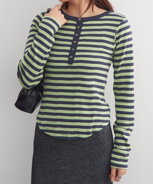 MILLER(ミラー)の「【Robert P. Miller】パネルリブ ヘンリー ロングスリーブTシャツ RM264-2281(Tシャツ/カットソー・レディース・ブラック/アイボリー/レッド系その他/チャコールグレー/ネイビー/グレー/ダークブラウン/ブラウン/レッド/ブルー/イエロー/ライトグリーン/グリーン/ストーン/ブラック系1/キャメル・FREE)」の21枚目の写真