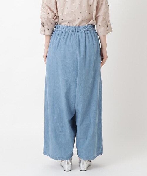 one'sterrace(ワンズテラス)の「デニムワイドパンツ(デニムパンツ・レディース・ブルー系その他7/ネイビー系5・02)」の11枚目の写真