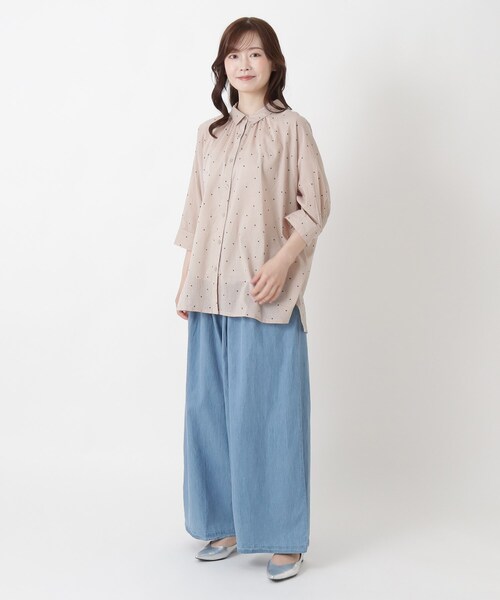 one'sterrace(ワンズテラス)の「デニムワイドパンツ(デニムパンツ・レディース・ブルー系その他7/ネイビー系5・02)」の3枚目の写真