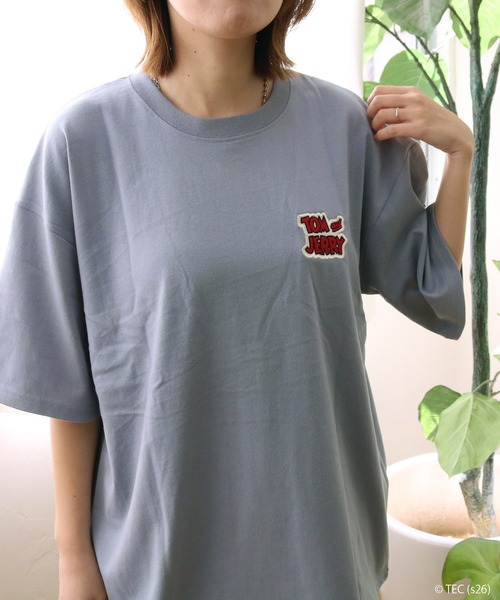 Tom＆Jerry（トムアンドジェリー）の「【公式】トムとジェリー　ワッペン&PUアップリケTシャツ（Tシャツ/カットソー・メンズ・オートミール/グレイッシュベージュ/ブラック/サックスブルー・L/M）」の10枚目の写真