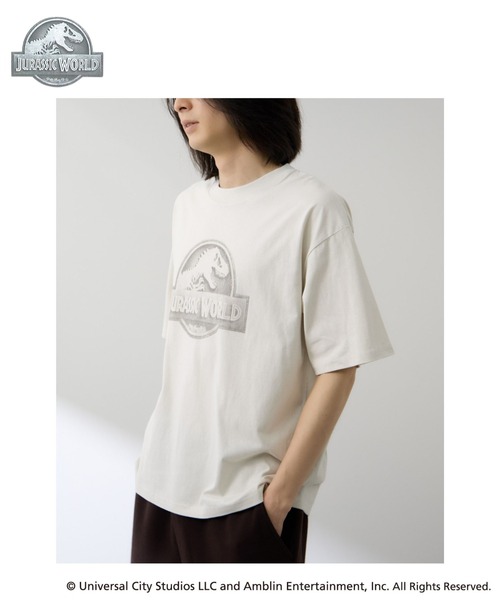 Mac-House（マックハウス）の「MOVIE T-Shirt ヴィンテージライク ムービーグラフィック 半袖Tシャツ（Tシャツ/カットソー・メンズ・グレー系1/ホワイト/ホワイト系4/スミクロ/ホワイト系/グレー系2/ホワイト系1/ホワイト系2/グレー系3/グレー系4/グレー系/ホワイト系3・M/L/XL）」の3枚目の写真