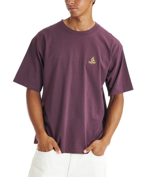 VOLCOM(ボルコム)の「VOLCOM FUEL THE NOISE SS TEE(Tシャツ/カットソー・メンズ・ブラック/パープル・M/L)」の7枚目の写真