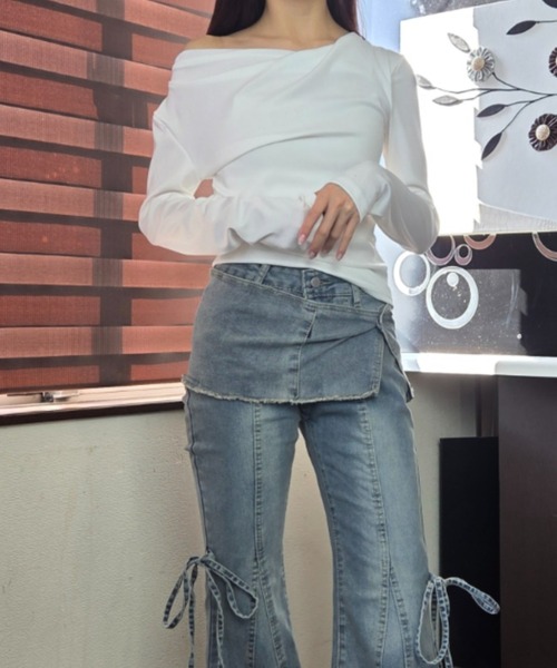 tolene(トレネ)の「2way ワンショルダー オフショルダー 長袖カットソー(Tシャツ/カットソー・レディース・ホワイト/ブラック・FREE)」の15枚目の写真
