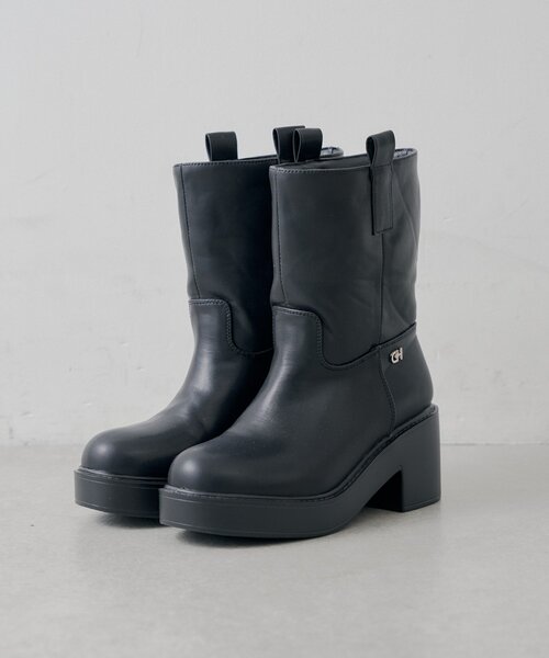 Chico(チコ)の「チャーム付きミドルブーツ(ブーツ・レディース・ベージュ系その他3/ブラック・SMALL/LARGE/MEDIUM)」の7枚目の写真