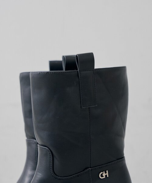 Chico(チコ)の「チャーム付きミドルブーツ(ブーツ・レディース・ベージュ系その他3/ブラック・SMALL/LARGE/MEDIUM)」の13枚目の写真