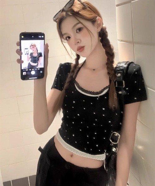 Ritzy(リッツィー)の「フェイクレイヤード リボンドット柄 ショート丈 トップス(Tシャツ/カットソー・レディース・ホワイト/ブラック・M/L)」の6枚目の写真