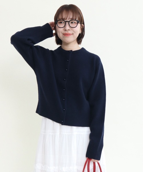 CHILD WOMAN（チャイルドウーマン）の「ラムウール7GG クルーネックカーディガン（カーディガン/ボレロ・レディース・レッド/ホワイト/ピンク/ブルー/ネイビー・FREE）」の2枚目の写真