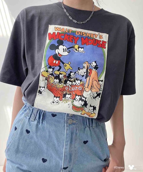 AS KNOW AS plus(アズノゥアズプラス)の「〇Disney / アソートTシャツ 【Disney(ディズニー)】(Tシャツ/カットソー・レディース・アイボリー/サックスブルー/チャコールグレー/杢グレー/ホワイト系/グレー系/アイボリー系/サックスブルー系・FREE)」の13枚目の写真