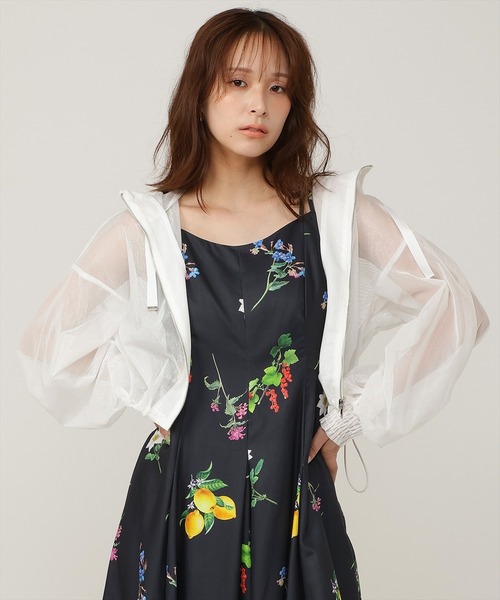 AND COUTURE(アンドクチュール)の「シアーメッシュブルゾン(ブルゾン・レディース・ブラック/オフホワイト/ベージュ/ラベンダー・FREE)」の12枚目の写真