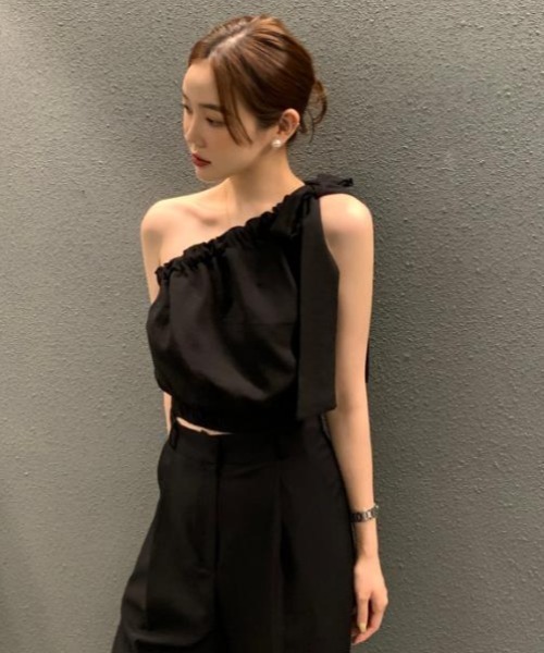 semplice（センプリチェ）の「ブラウス【韓国ファッション】（シャツ/ブラウス・レディース・ブラック/ホワイト・F）」の13枚目の写真