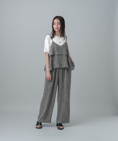 GLOBAL WORK（グローバルワーク）の「MATINEE LINE/カラミリネンライクサロペット/670042（サロペット/オーバーオール・レディース・ブラック×ホワイト/ベージュ/ブラウン系8・MEDIUM/LARGE）」の4枚目の写真