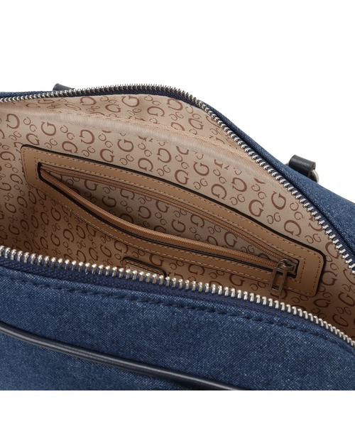 Guess(ゲス)の「JUSTINA Shoulder Satchel ショルダーバッグ デニムバッグ(ショルダーバッグ・レディース・インディゴブルー・ONE SIZE)」の7枚目の写真