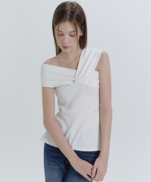 MICANE（ミケーネ）の「セネディペプラムオフショルダーティ（Tシャツ/カットソー・レディース・スカイブルー/ブラック/アイボリー・SMALL/MEDIUM/LARGE/X-LARGE/XX-LARGE）」の9枚目の写真