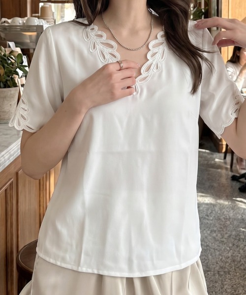 umune(ウムネ)の「刺繍カットソー 五分袖 5分袖 コード刺繍 ネックデザイン プルオーバー Tシャツ風 サマーニット調 きれいめ 上品 トップス 夏(Tシャツ/カットソー・レディース・ブラウン/オフホワイト/ブラック・FREE)」の10枚目の写真