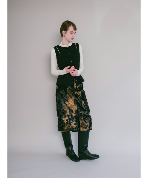 sahara(サハラ)の「【26AW PRE ORDER】Faux Cowhide Skirt(スカート・レディース・ホワイト/ブラック・M/S)」の4枚目の写真