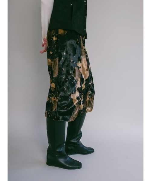 sahara(サハラ)の「【26AW PRE ORDER】Faux Cowhide Skirt(スカート・レディース・ホワイト/ブラック・M/S)」の6枚目の写真