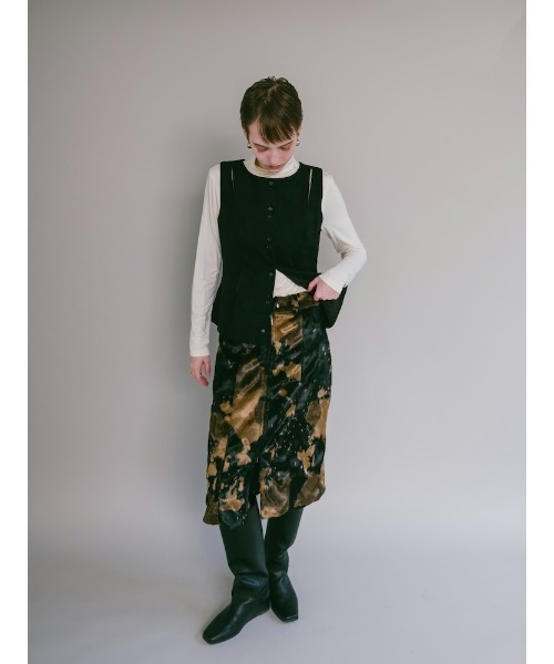 sahara(サハラ)の「【26AW PRE ORDER】Faux Cowhide Skirt(スカート・レディース・ホワイト/ブラック・M/S)」の8枚目の写真