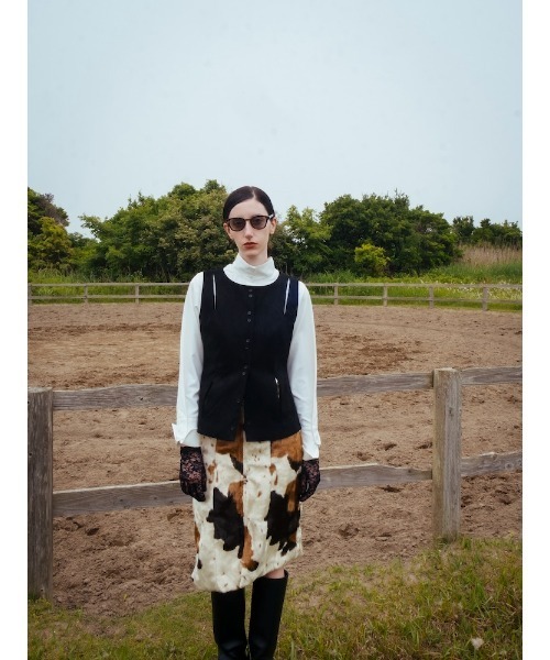 sahara(サハラ)の「【26AW PRE ORDER】Faux Cowhide Skirt(スカート・レディース・ホワイト/ブラック・M/S)」の12枚目の写真