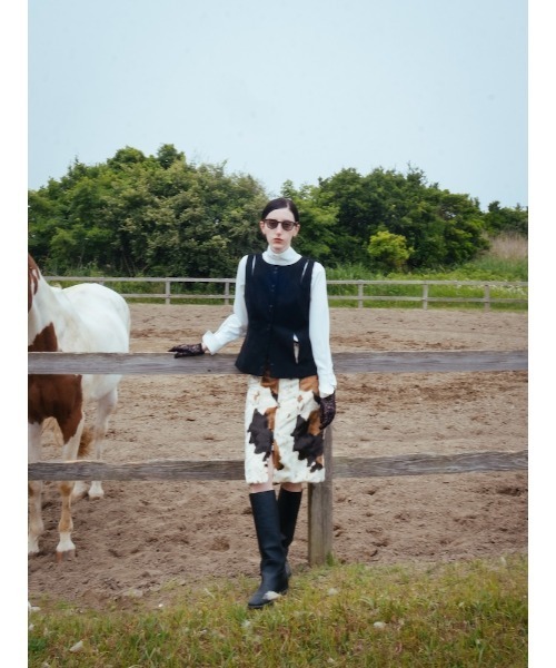 sahara(サハラ)の「【26AW PRE ORDER】Faux Cowhide Skirt(スカート・レディース・ホワイト/ブラック・M/S)」の15枚目の写真