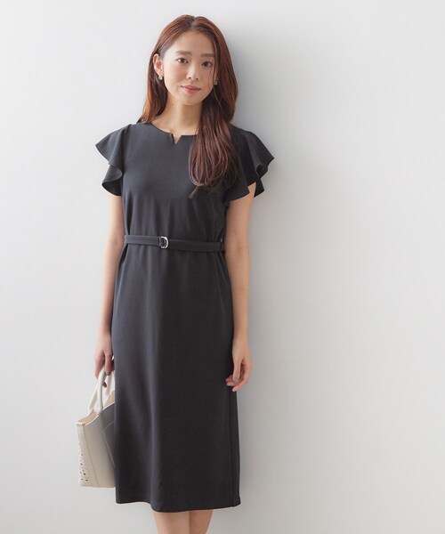index(インデックス)の「【接触冷感/吸水速乾】キーネックフレアスリーブワンピース《UV/洗濯機OK/ストレッチ》(ワンピース・レディース・ブラック系7/ネイビー/ブルー系5/ブラウン系その他/ベージュ系7/モスグリーン・38/42/40/36)」の5枚目の写真