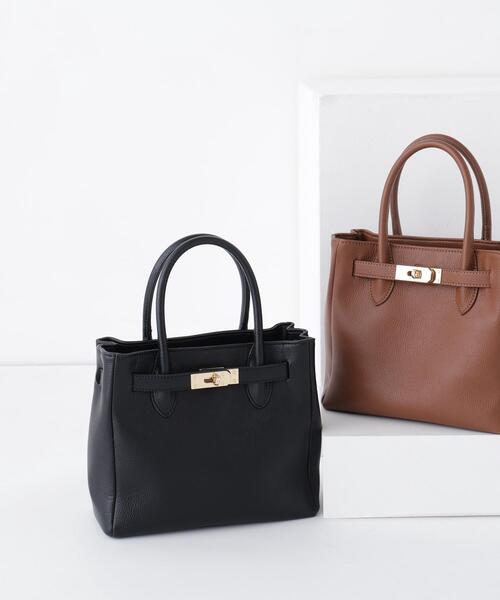 NATURAL BEAUTY BASIC(ナチュラルビューティーベーシック)の「ツイストクラスプトート(トートバッグ・レディース・キャメル/ブラック・-)」の1枚目の写真