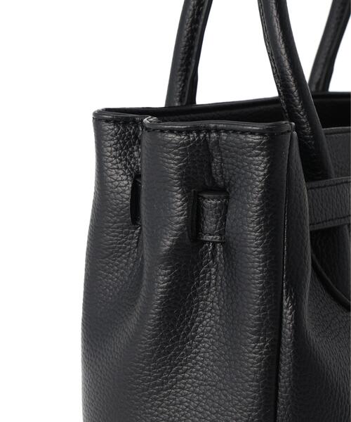NATURAL BEAUTY BASIC(ナチュラルビューティーベーシック)の「ツイストクラスプトート(トートバッグ・レディース・キャメル/ブラック・-)」の8枚目の写真