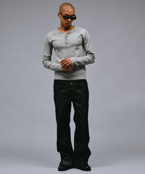 ANDER HUNK(アンダーハンク)の「Slim Fit Rib Henry neck LS T-shirt/スリムフィットリブヘンリーネックロングスリーブTシャツ(Tシャツ/カットソー・メンズ・ライトグレー/ブラック・LARGE/MEDIUM/SMALL)」の22枚目の写真