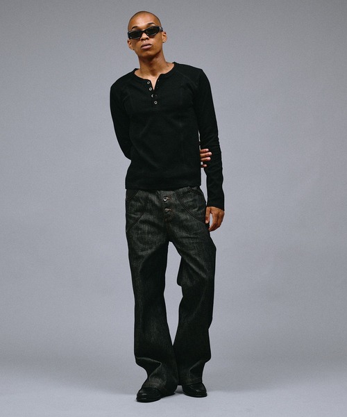 ANDER HUNK(アンダーハンク)の「Slim Fit Rib Henry neck LS T-shirt/スリムフィットリブヘンリーネックロングスリーブTシャツ(Tシャツ/カットソー・メンズ・ライトグレー/ブラック・LARGE/MEDIUM/SMALL)」の11枚目の写真