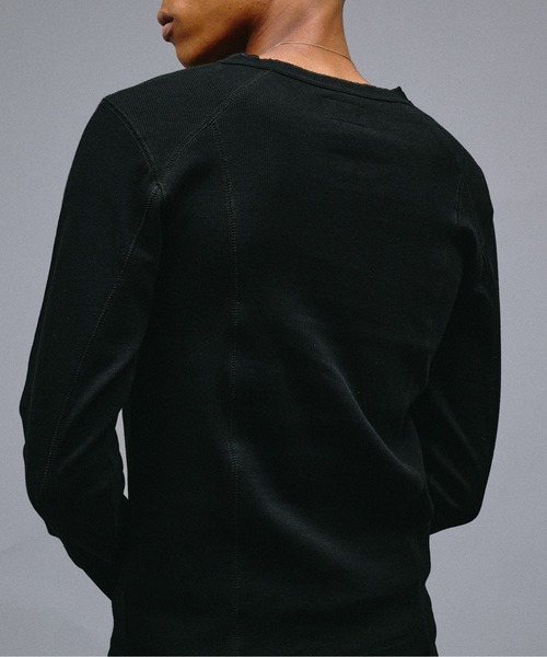 ANDER HUNK(アンダーハンク)の「Slim Fit Rib Henry neck LS T-shirt/スリムフィットリブヘンリーネックロングスリーブTシャツ(Tシャツ/カットソー・メンズ・ライトグレー/ブラック・LARGE/MEDIUM/SMALL)」の15枚目の写真
