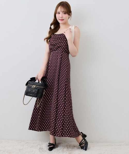 one after another NICE CLAUP(ワンアフターアナザーナイスクラップ)の「【WEB限定】ドレープマイナス5キロ見えワンピース(ワンピース・レディース・ブラウン系その他/ブラック系その他/ホワイト系その他・SMALL/MEDIUM)」の1枚目の写真