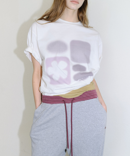 EN OR（エンオール）の「[CORE] SMUDGE GRAPHIC T-SHIRT - WHITE（Tシャツ/カットソー・レディース・その他・FREE）」の3枚目の写真