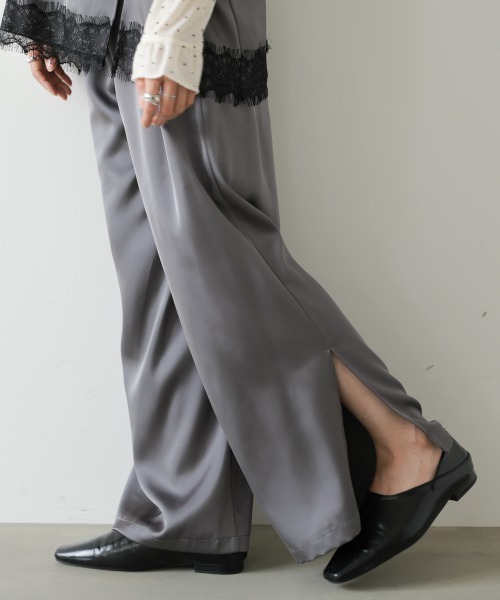 Bab(バブ)の「【サイズ展開あり】サテンサイドスリットパンツ(その他パンツ・レディース・ライトグレー/チャコールグレー/ブラウン・M/S)」の13枚目の写真