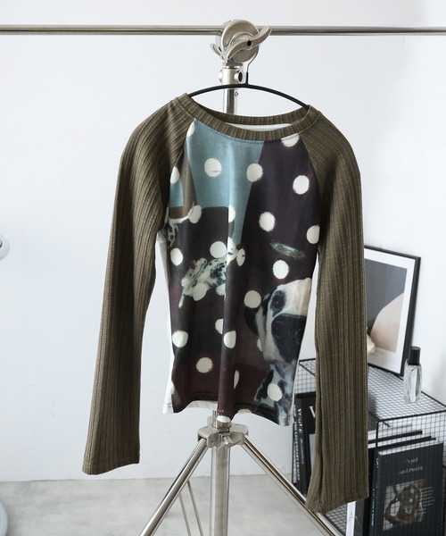 Ulysses(ユリシス)の「ラグランドッグプリントカットソー(Tシャツ/カットソー・レディース・ブラウン・F)」の3枚目の写真
