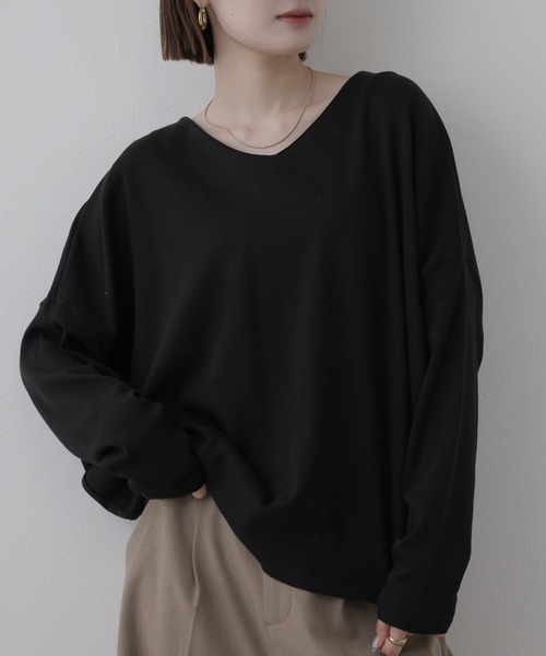 FUNALIVE(ファンアライブ)の「ドルマンスリーブVネックTシャツ 長袖(Tシャツ/カットソー・レディース・オフホワイト/ブラック/ネイビー/バーガンディー/チャコールグレー/杢グレー/カーキ・3L/4L/L/LL/M)」の20枚目の写真